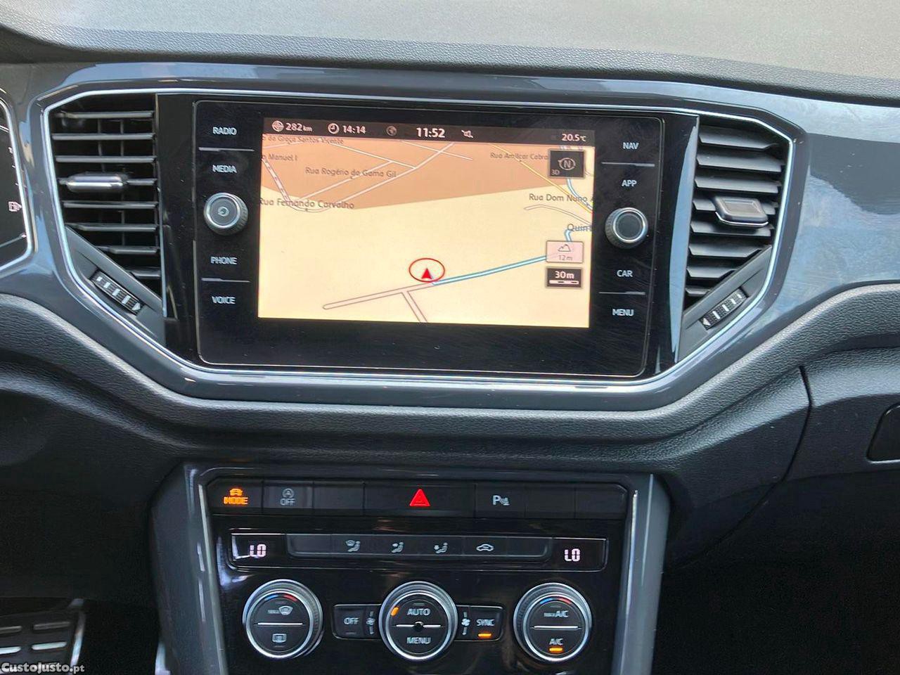 Volkswagen T-Roc 1.5 TSI Sport DSG — fotografia 6