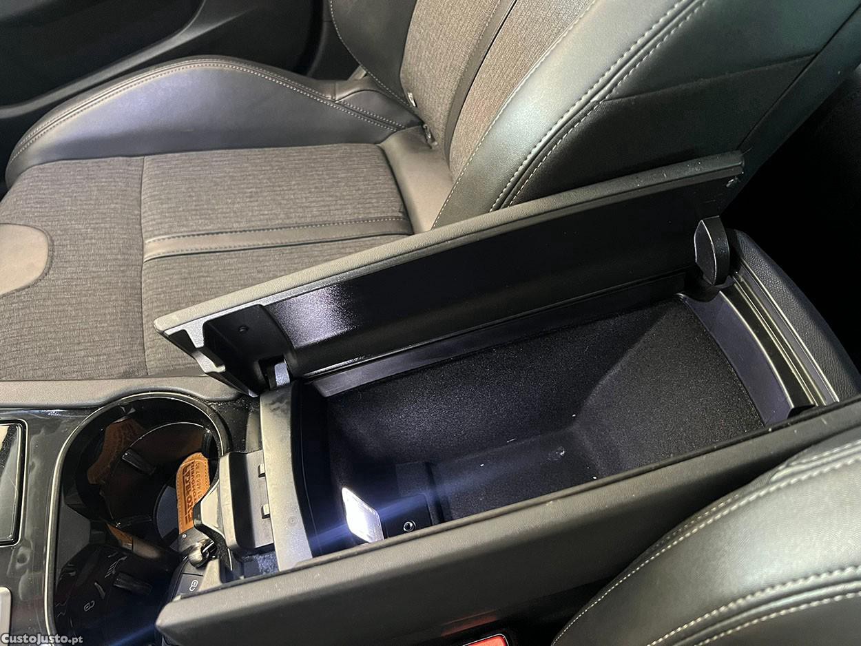 Peugeot 508 1.6 Hybrid Allure e-EAT8 — fotografia 8