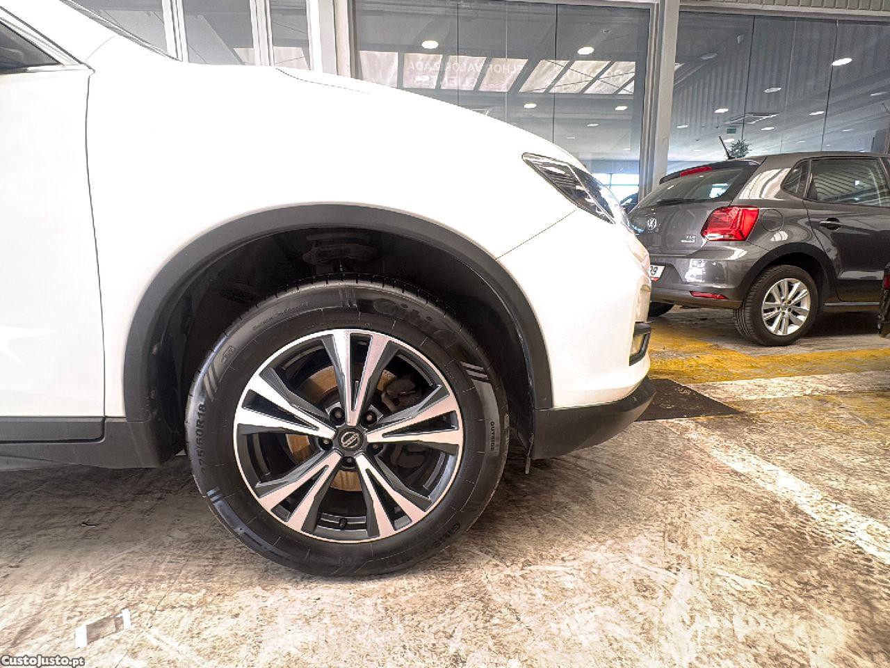 Nissan X-Trail 1.3 DIG-T N-Connecta DCT — fotografia 8