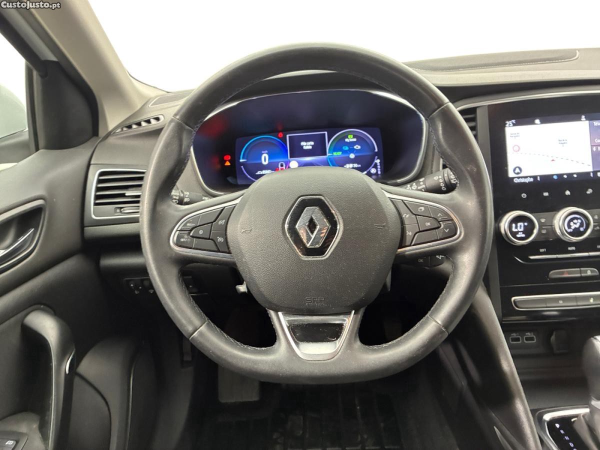 Renault Mégane Break E-Tech Plug in Business — fotografia 7