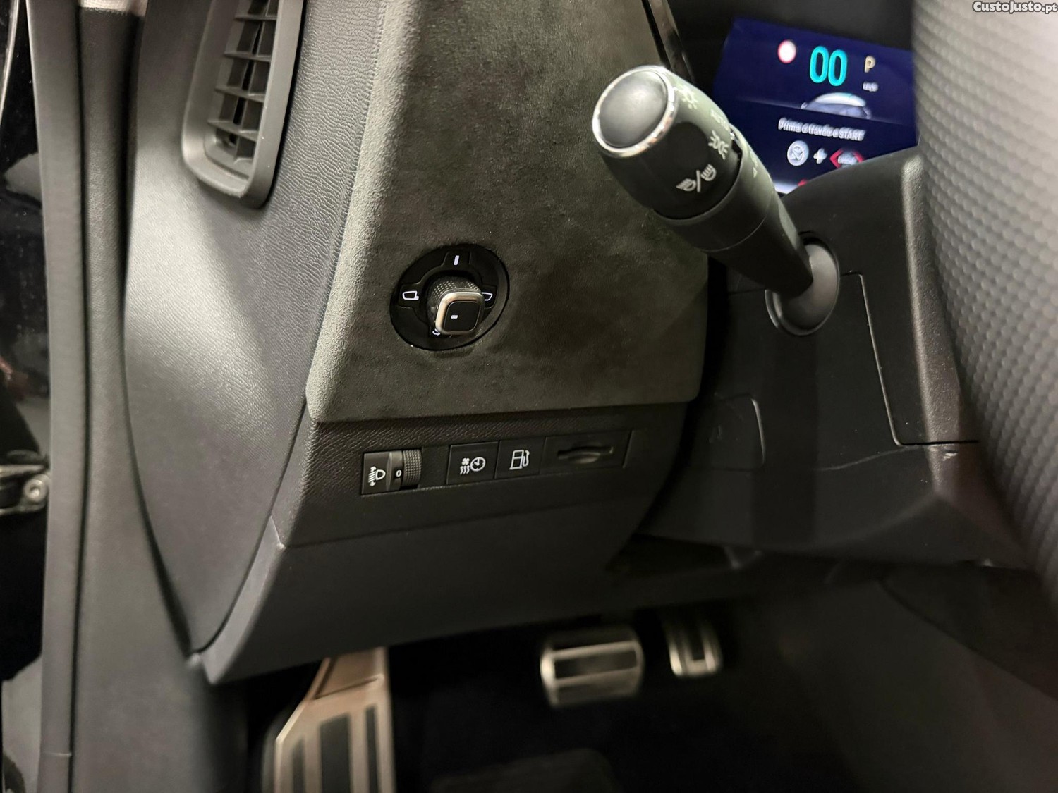 DS 4 4 E-Tense Performance Line EAT8 — fotografia 11