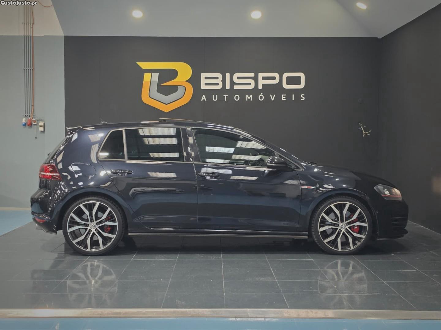 Volkswagen Golf 2.0 TSi GTi DSG Performance — fotografia 12
