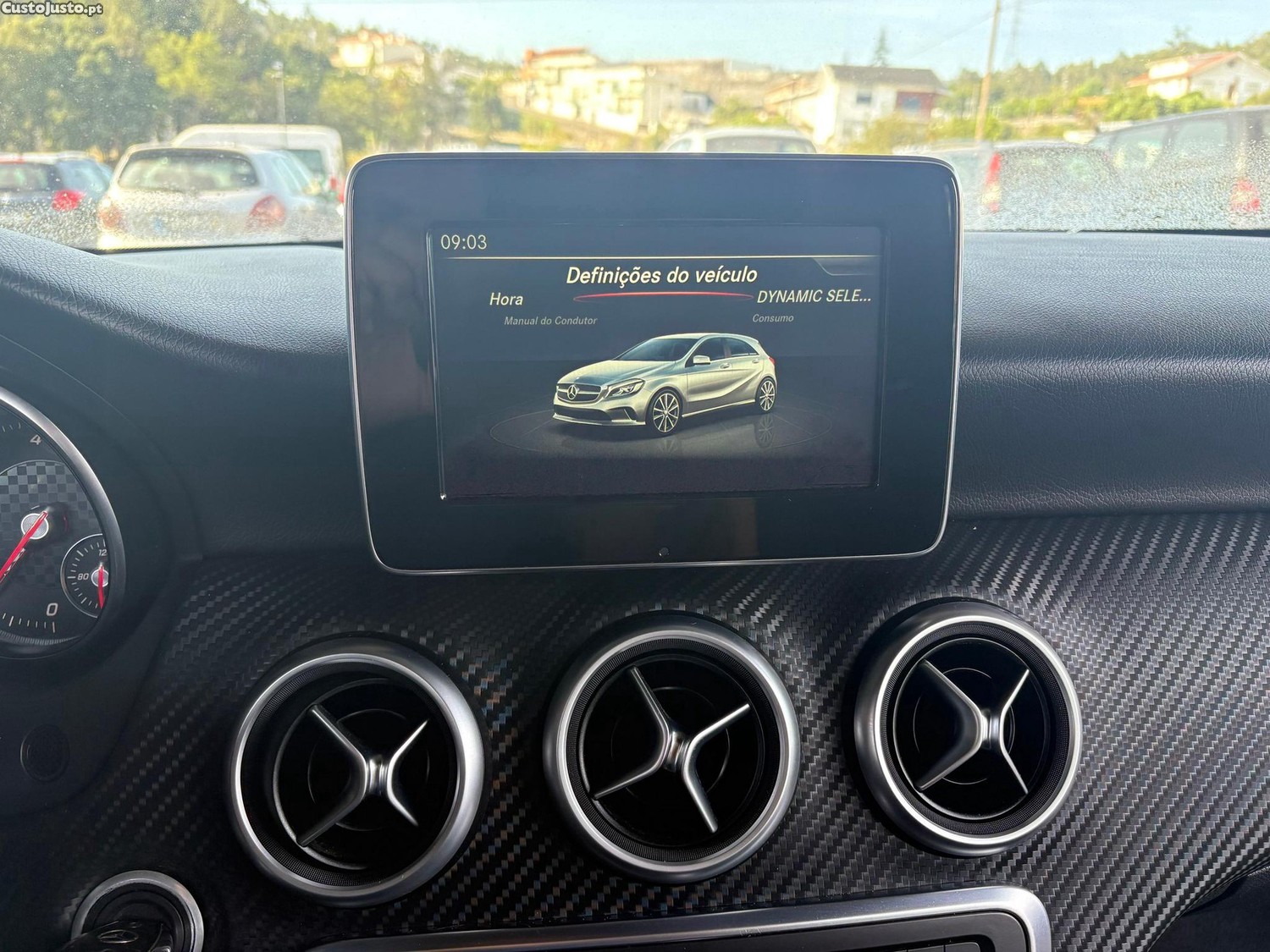 Mercedes-Benz A 180 d AMG Line — fotografia 3