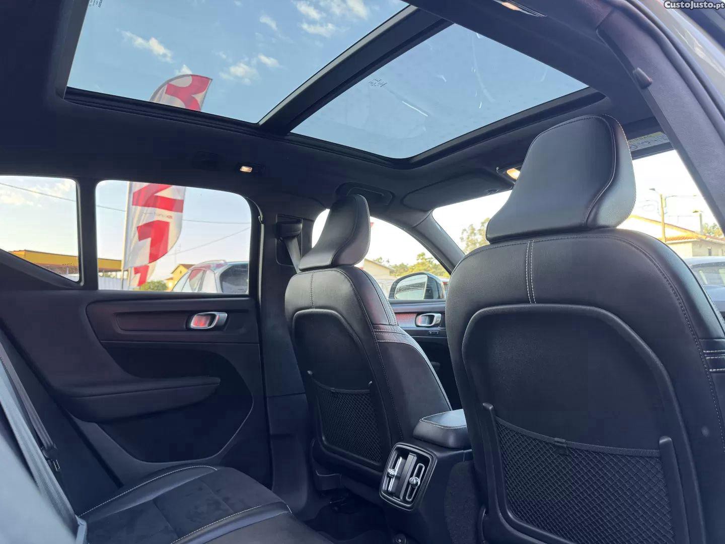Volvo XC 40 P8 awd recharge rdesign — fotografia 16