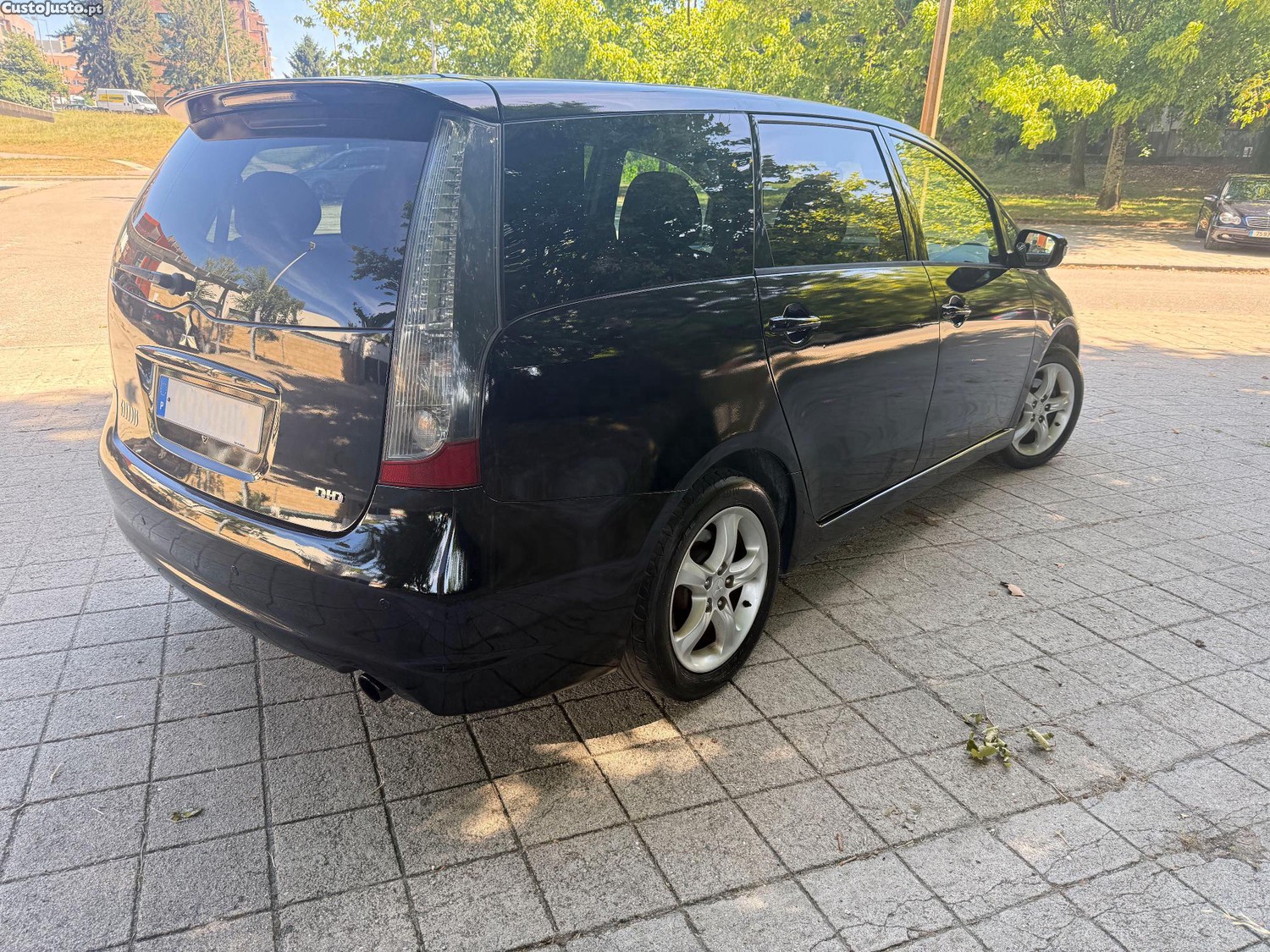 Mitsubishi Grandis 2.0 D-ID 136cv 7 Lugares iuc barato - 07 foto 4