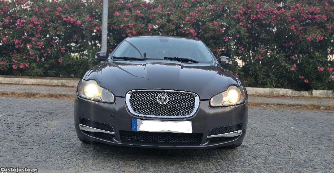 Jaguar XF 2.7d 207cv Luxury Premium 200 mil km — fotografia 8
