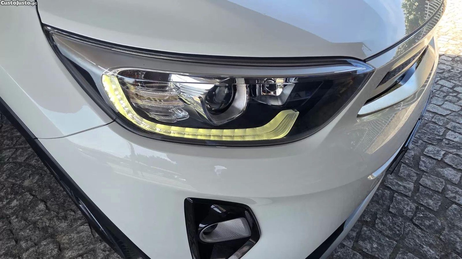 Kia Stonic 1.0 t-gdi - 120 cv — fotografia 12