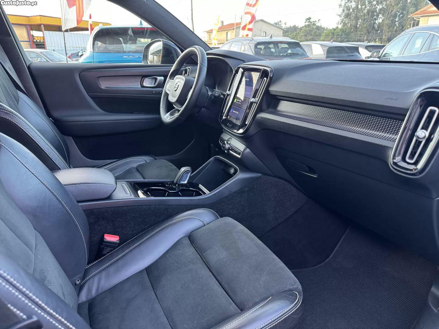 Volvo XC 40 P8 awd recharge rdesign — fotografia 18