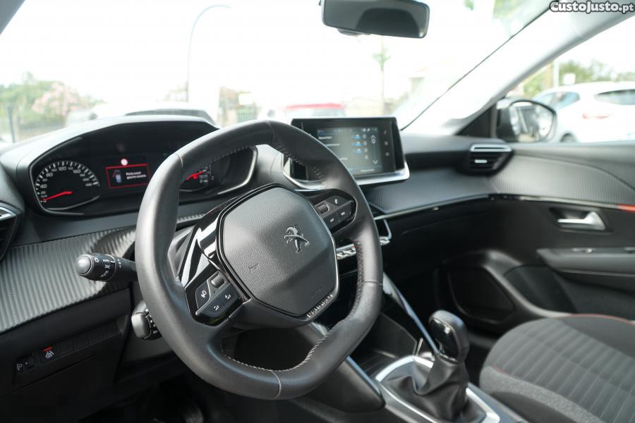 Peugeot 208 1.2 PureTech Active — fotografia 4