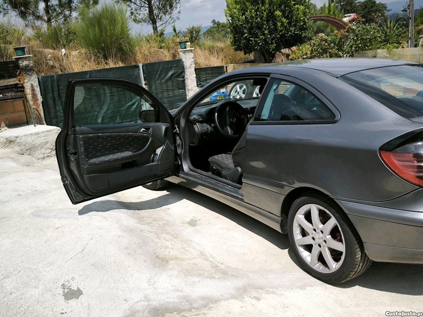 Mercedes-Benz C 200 3 — fotografia 6