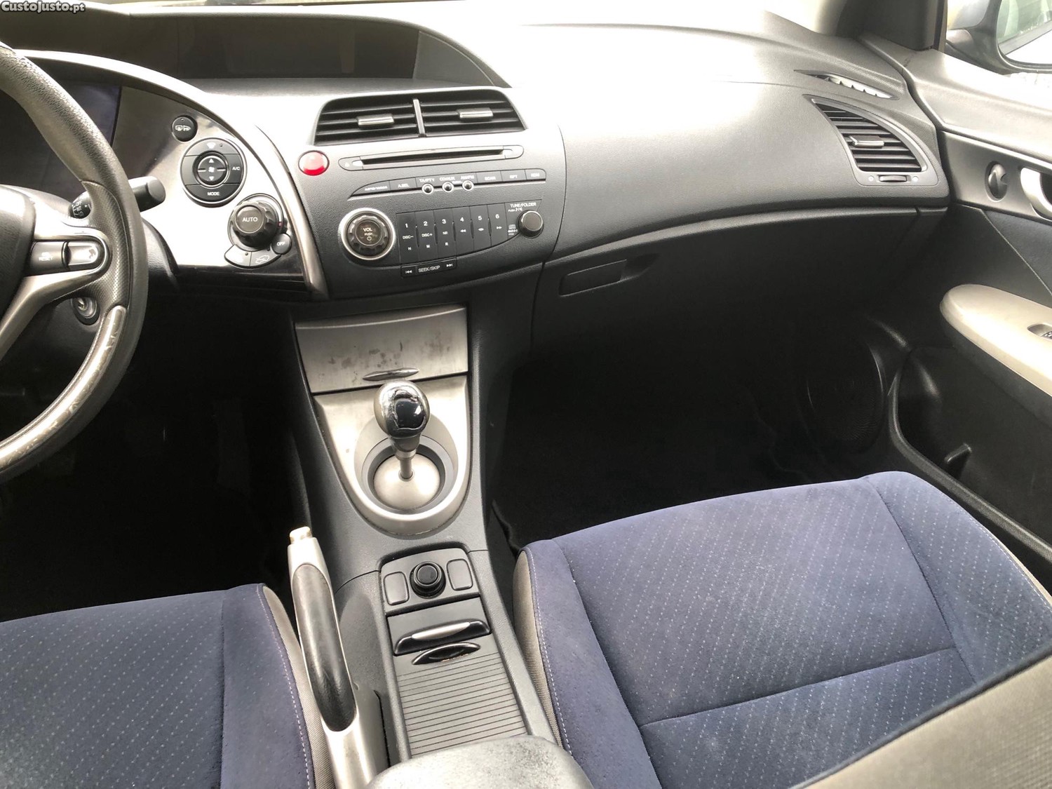 Honda Civic 1.4 — fotografia 3