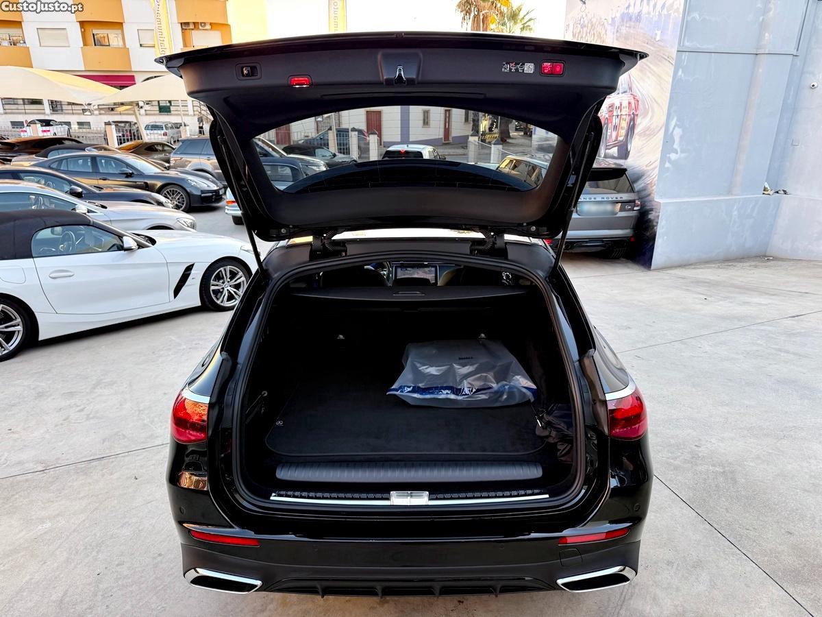 Mercedes-Benz E 300 AMG Package Plug-In Hybrid — fotografia 25