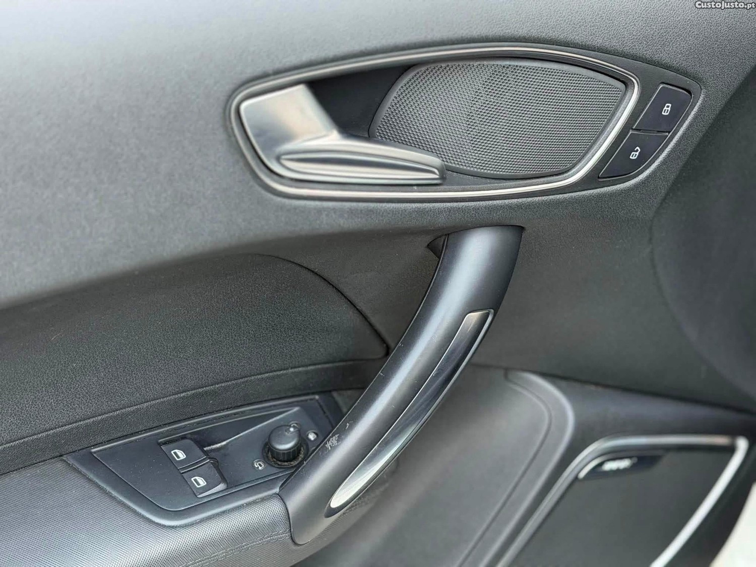 Audi A1 Sportback 1.4 TFSi S-line S-Tronic — fotografia 10