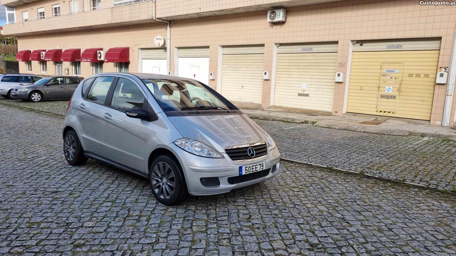 Mercedes-Benz A 150 Elegance muito novo — fotografia 12