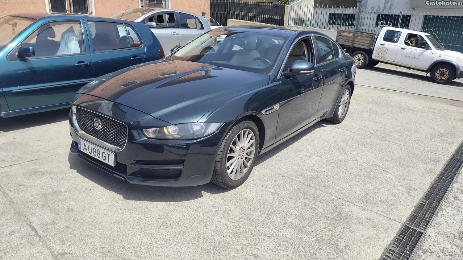 Jaguar XE Full extras — fotografia 7