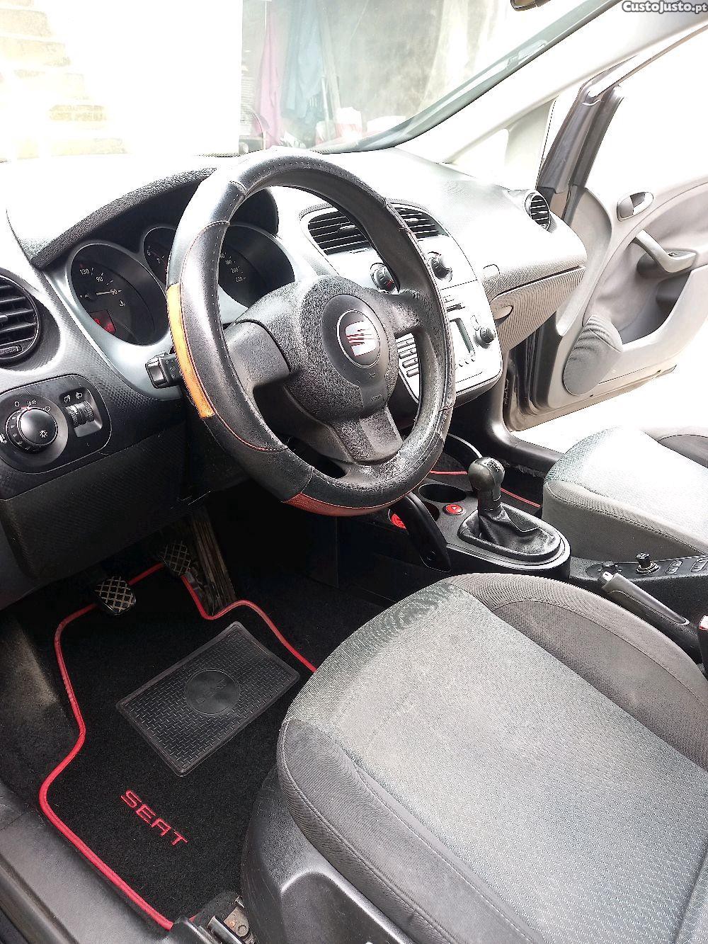 SEAT Altea xl — fotografia 5