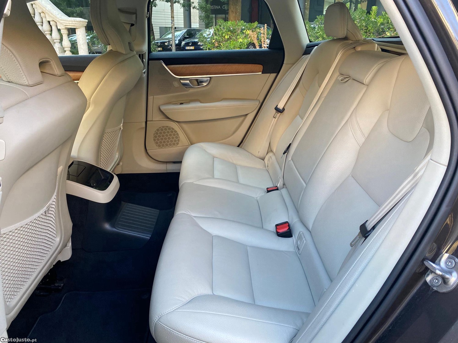 Volvo V90 T6 PHEV Inscription Expression AWD - Híbrido Plug-in 350cv — fotografia 3