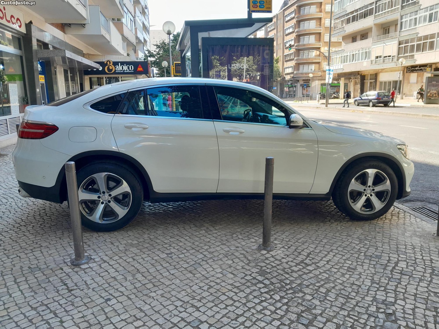 Mercedes-Benz GLC 220 220D 4MaticCoupe — fotografia 4