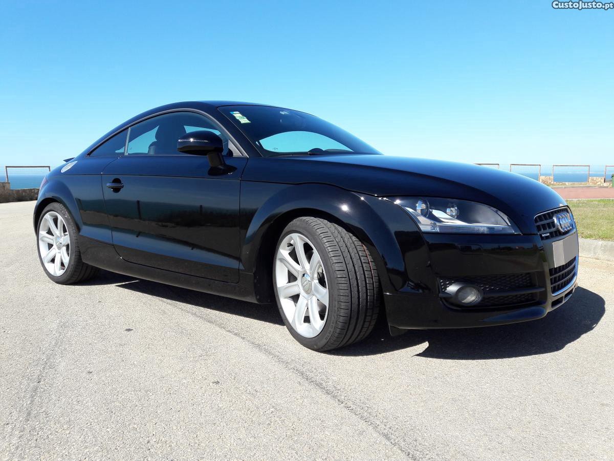 Audi TT 2.0 TDi Quattro - 09 foto 3