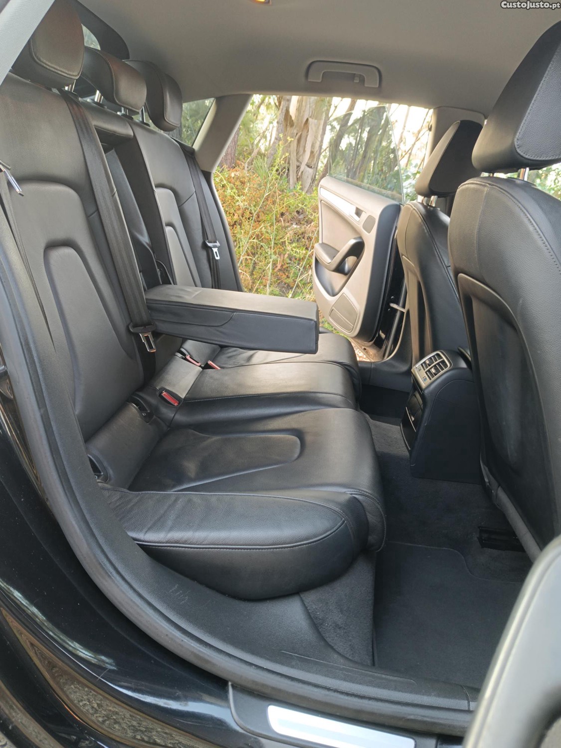 Audi A5 SPORTBACK 2.0 TDI 150 Cv. ÚNICA DONA! 164922kms REAIS! Excelente! Negociável! URGÊNCIA! — fotografia 4