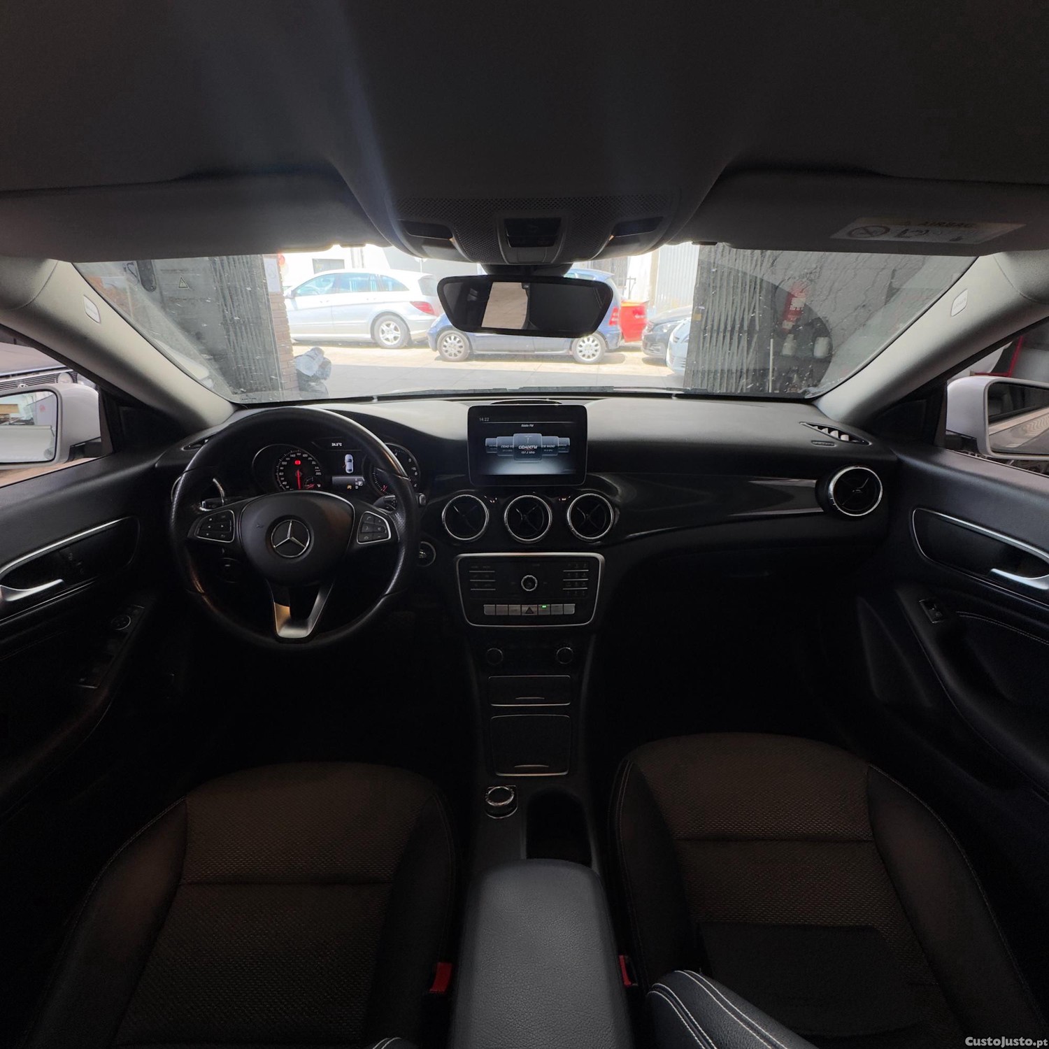 Mercedes-Benz CLA 180 180 D — fotografia 4