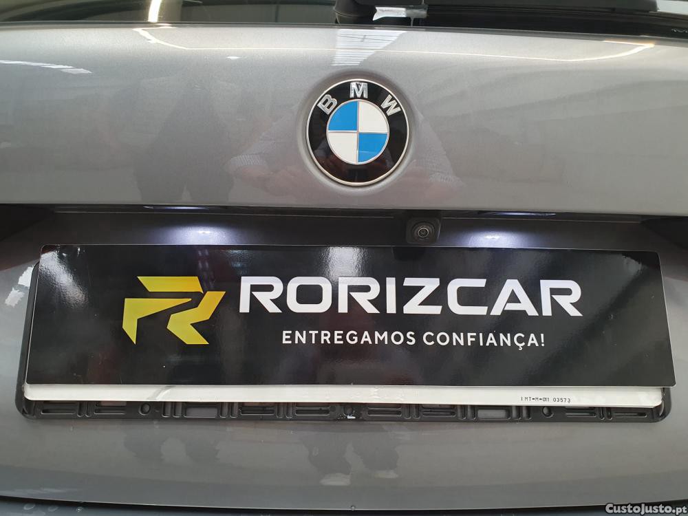 BMW 116 d Advantage Auto — fotografia 10