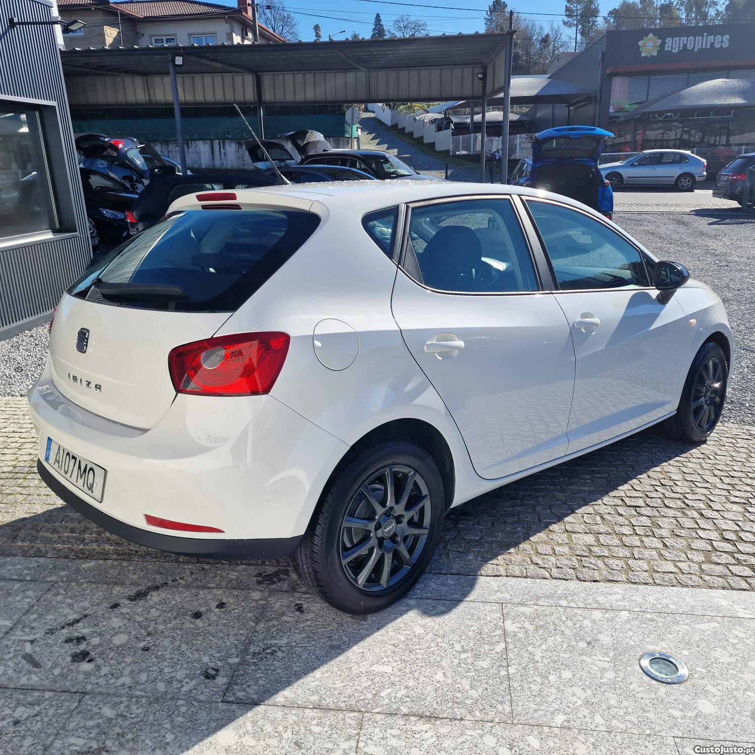 SEAT Ibiza 1.2 12V Style — fotografia 12