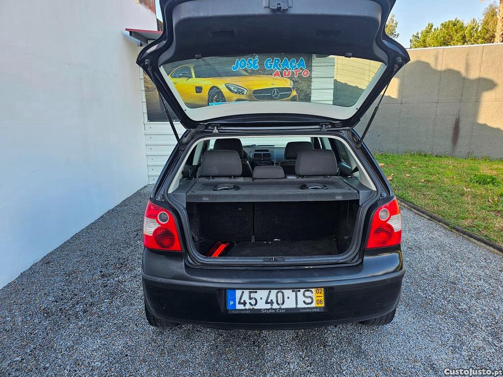 Volkswagen Polo 1.2i 12v 65cv 06/2002 — fotografia 8
