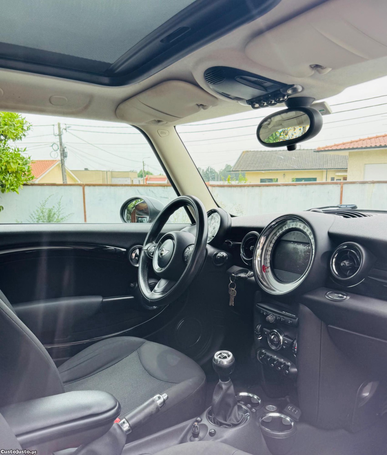 MINI Cooper One — fotografia 3