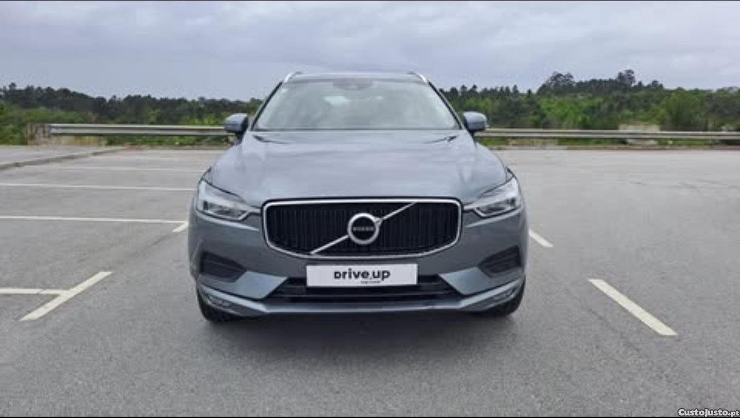 Volvo XC 60 D4 Momentum — fotografia 9