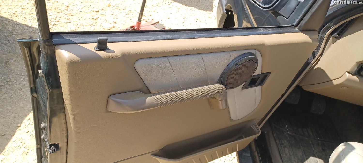 Land Rover Discovery 300 tdi 5 portas — fotografia 6