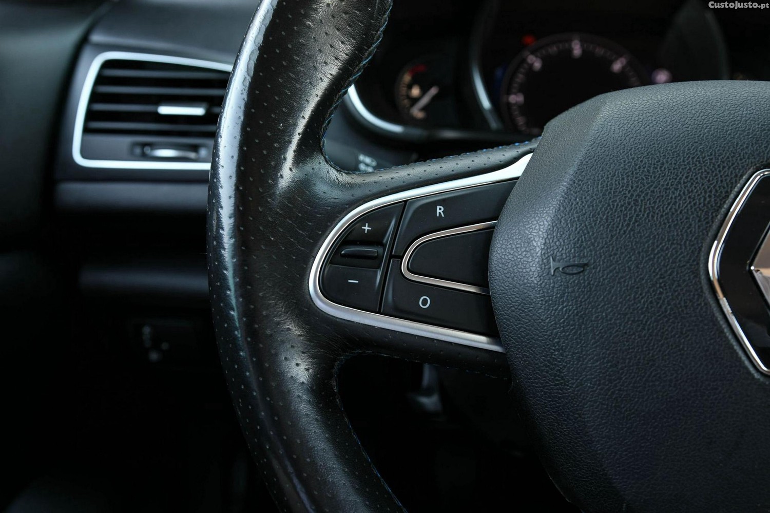 Renault Mégane GT LINE — fotografia 12