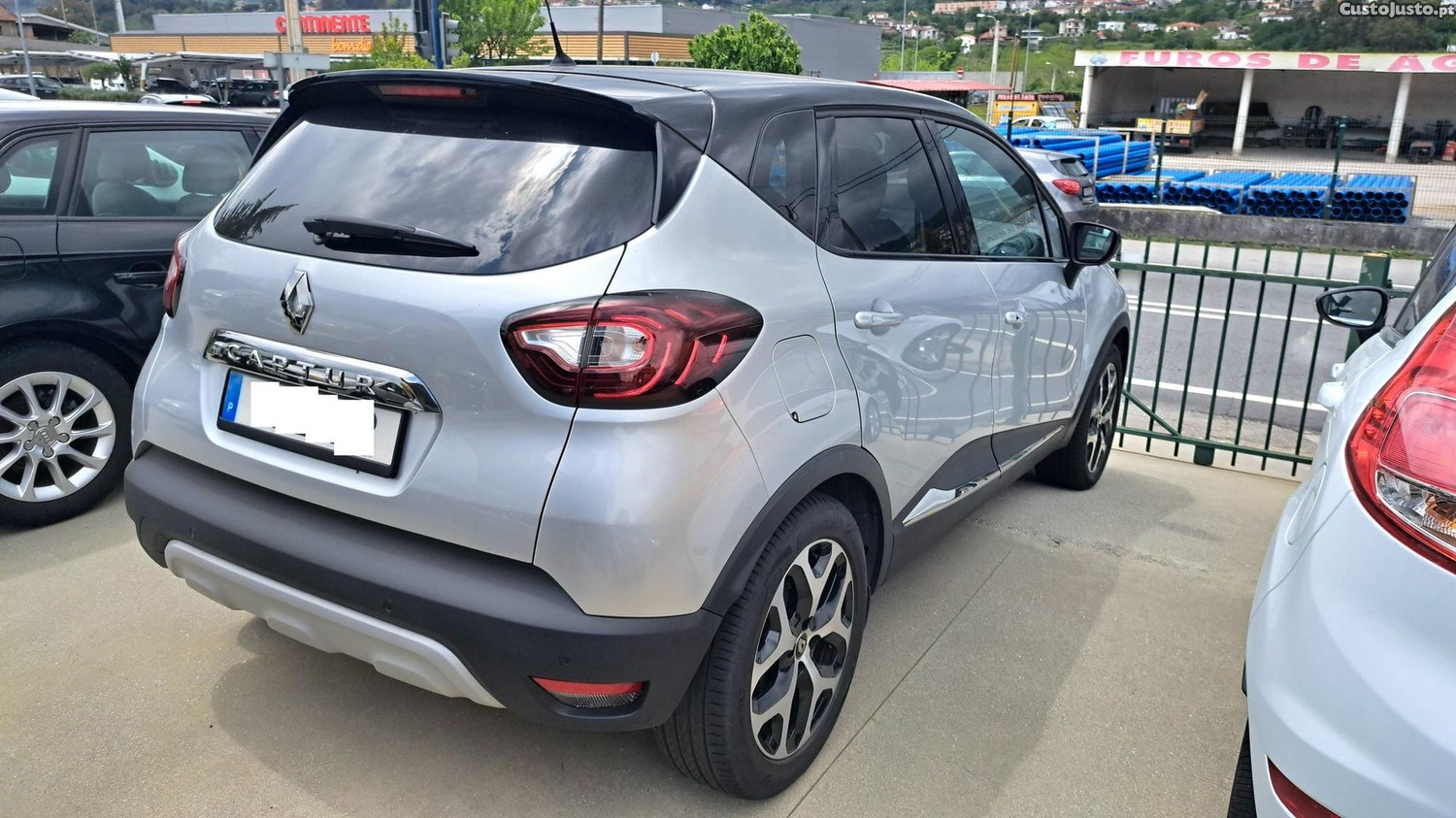 Renault Captur 1.5 dCi Exclusive - 19 foto 4