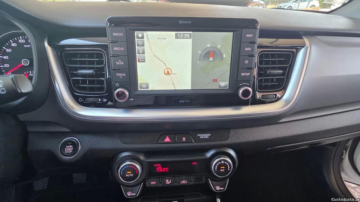 Kia Stonic 1.0 t-gdi - 120 cv — fotografia 4