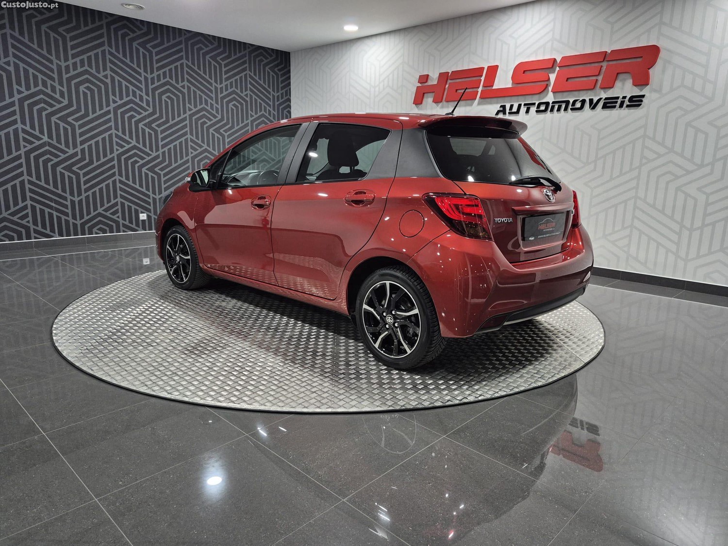 Toyota Yaris 1.3 VVT-i Comfort - 16 foto 5