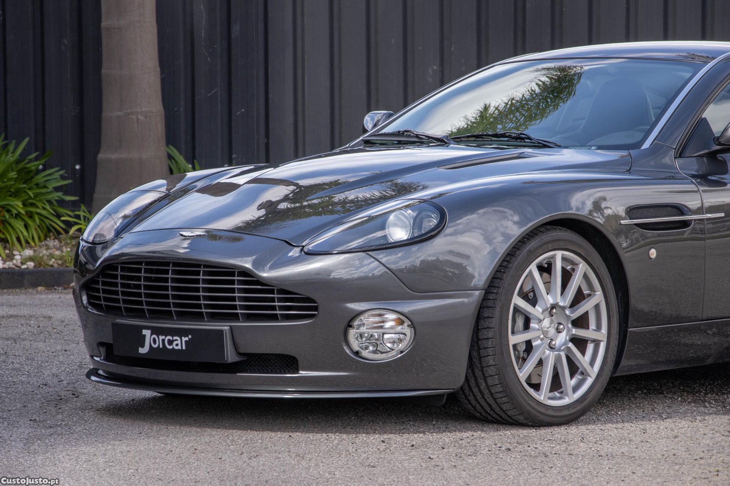 Aston Martin V12 Vanquish S — fotografia 29