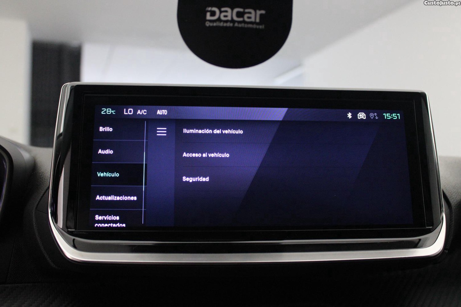 Peugeot 208 1.2 PURETECH ALLURE — fotografia 19