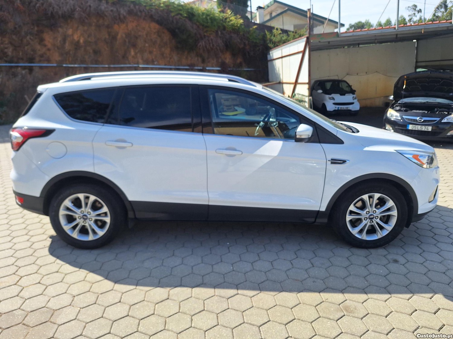 Ford Kuga 1.5 diesel 120cv — fotografia 13