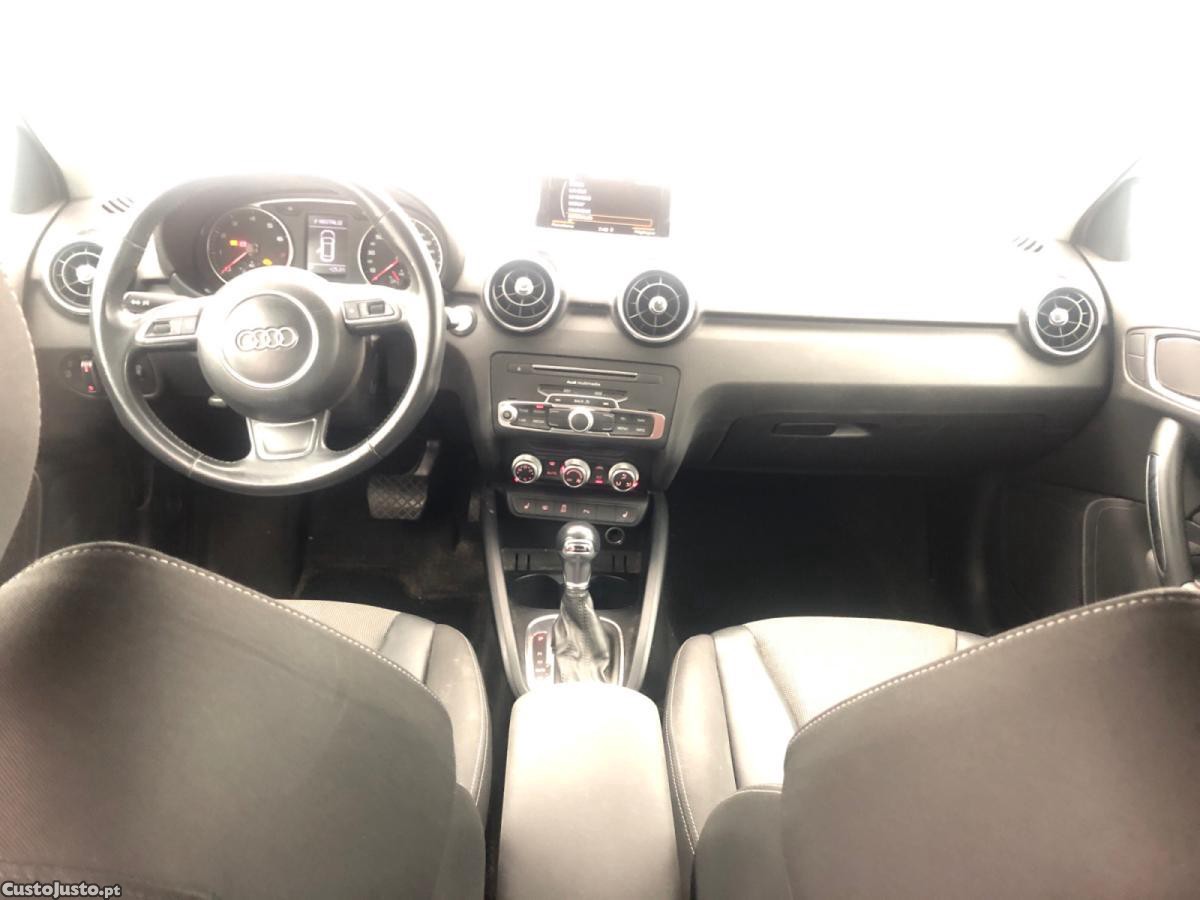 Audi A1 Sportback 1.0 TFSI ultra S tronicAmbition — fotografia 6