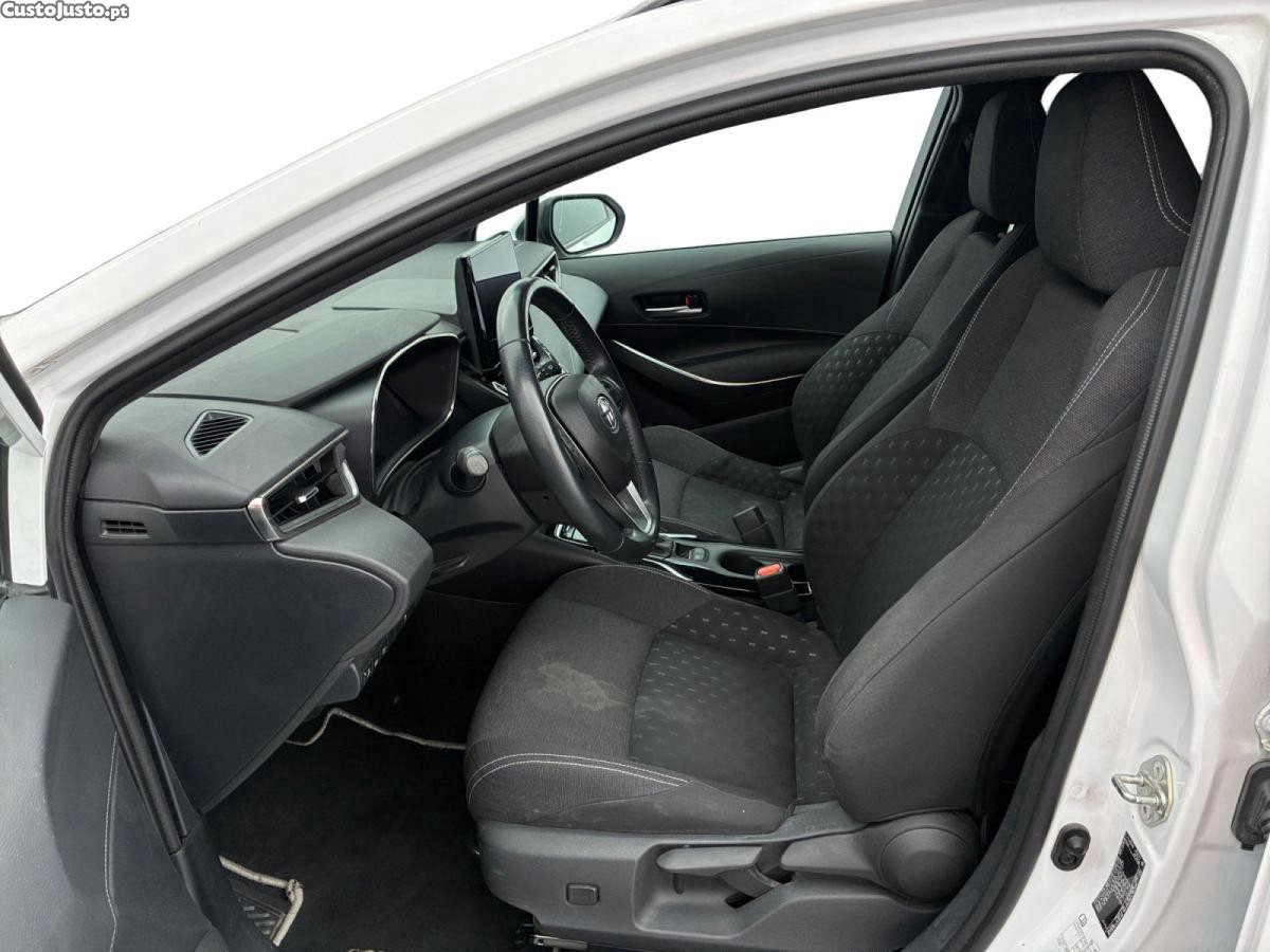 Toyota Auris 1.8 Hybrid Dynamic Business + Beyond Zero Academy — fotografia 7