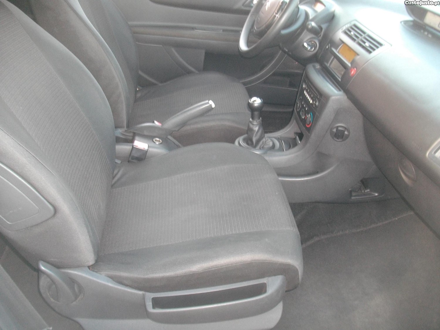 Citroën C4 1.6 HDI Coupe — fotografia 5