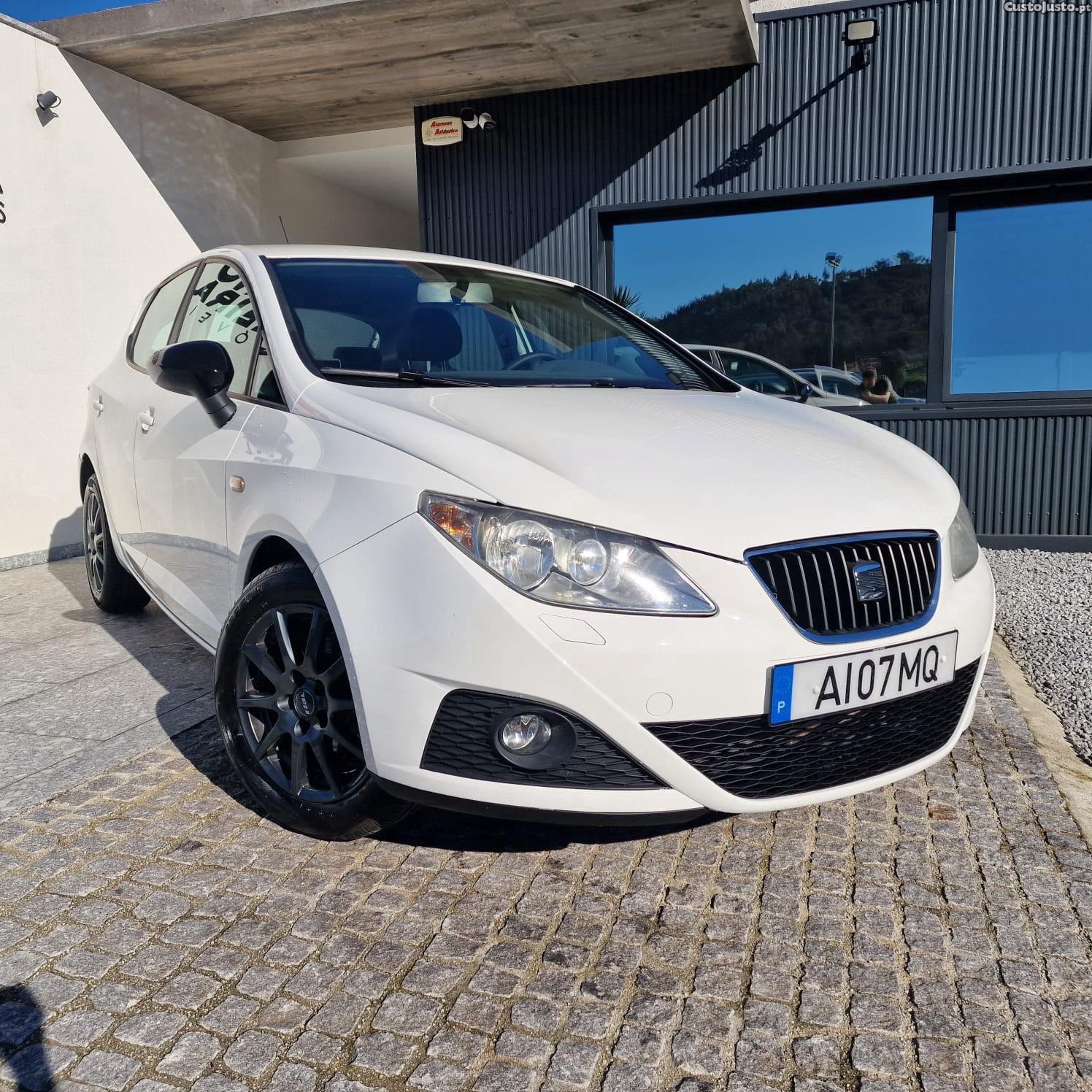 SEAT Ibiza 1.2 12V Style — fotografia 11