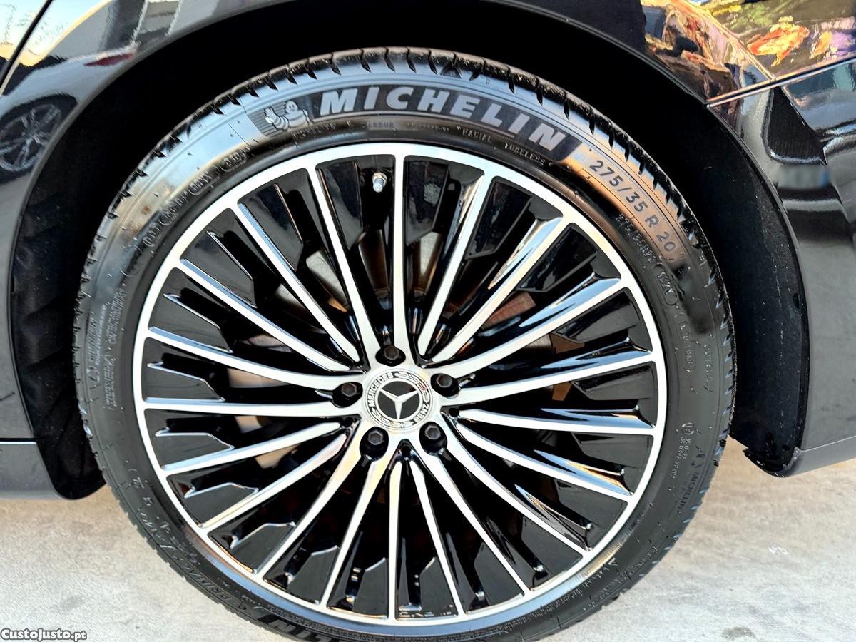 Mercedes-Benz E 300 AMG Package Plug-In Hybrid — fotografia 6