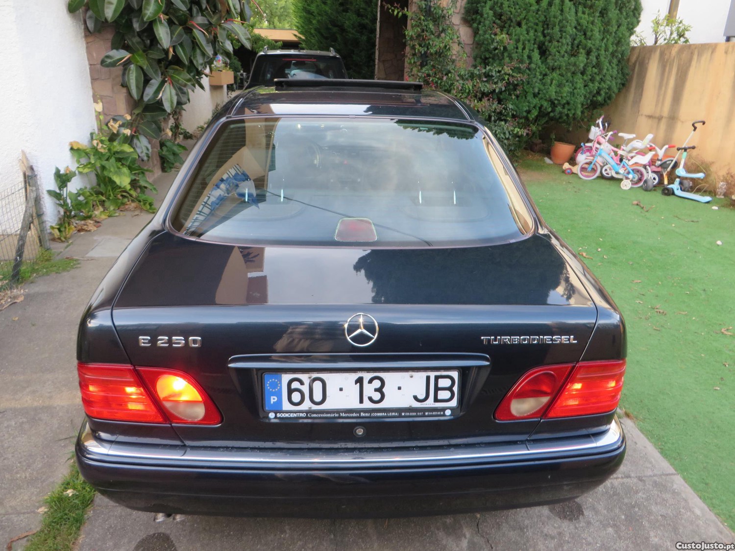 Mercedes-Benz E 250 Turbo Diesel / Excelente Estado — fotografia 14
