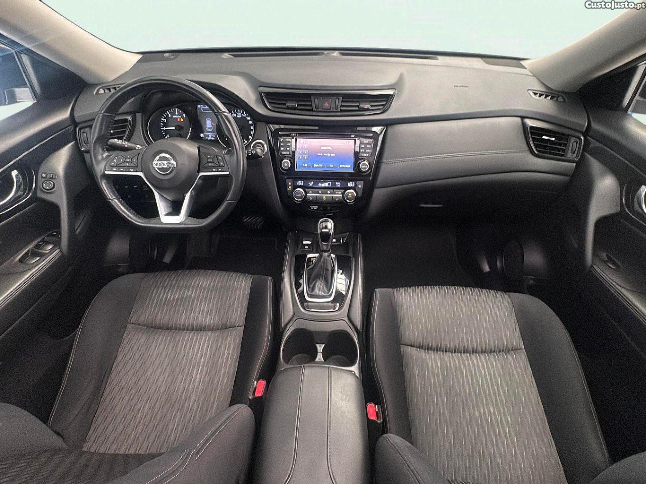 Nissan X-Trail 1.3 DIG-T N-Connecta DCT — fotografia 4