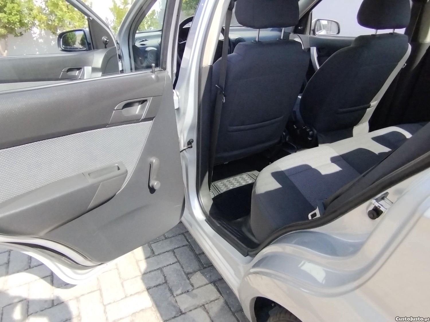 Chevrolet Aveo 1.2 4Dr Gpl — fotografia 6