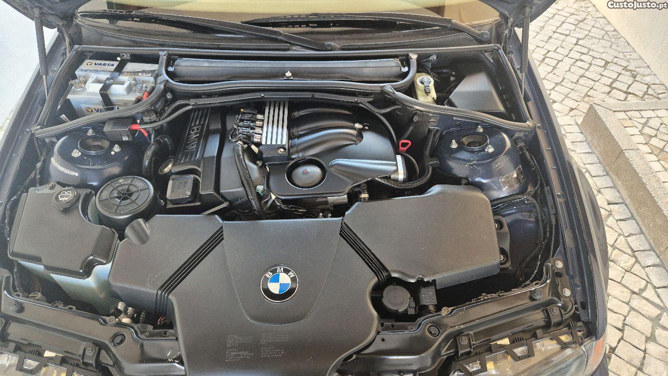 BMW 318 i — fotografia 7