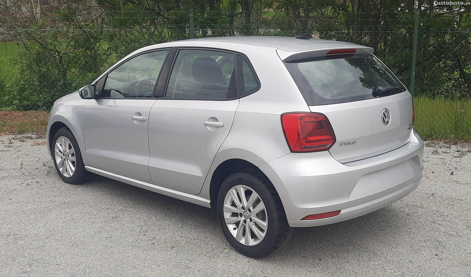 Volkswagen Polo Confortline — fotografia 6