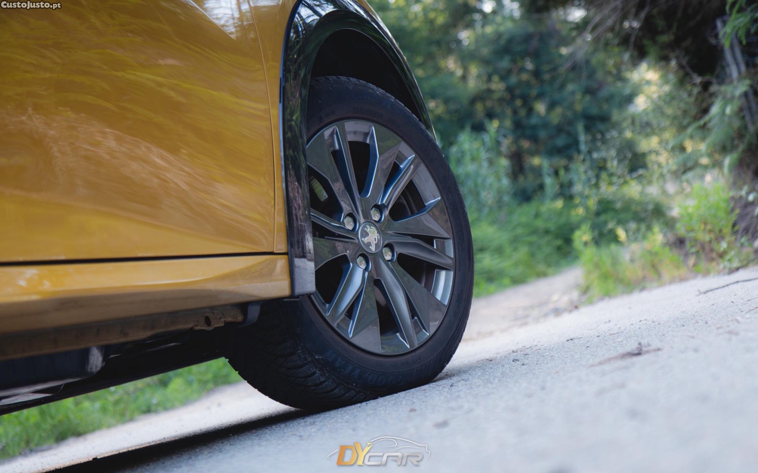 Peugeot e-208 Active — fotografia 9