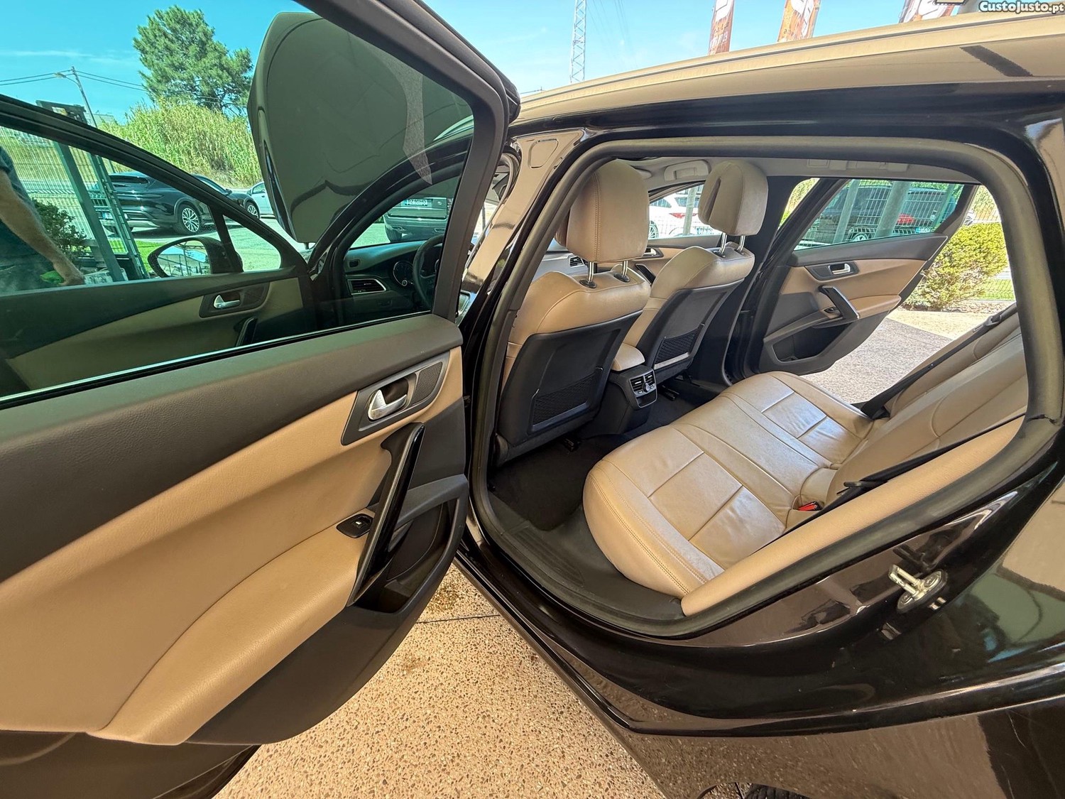 Peugeot 508 SW 1.6 e-HDi Business Line Pack 2-Tronic — fotografia 12